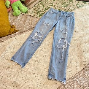 Aeropostale Denim Light Wash Distressed Mom Jeans — Women’s 6
